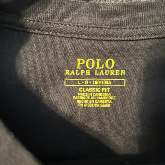 T-shirt - Picture 2 of 2